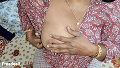 Scena#20 del video: My stepmom instructs me in intimate acts without m...
