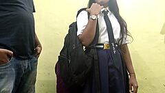 Scen#1 för video: Indian teacher exploits inexperienced girl's homem...
